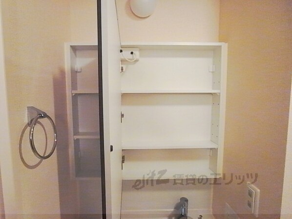 Station side courtの物件内観写真